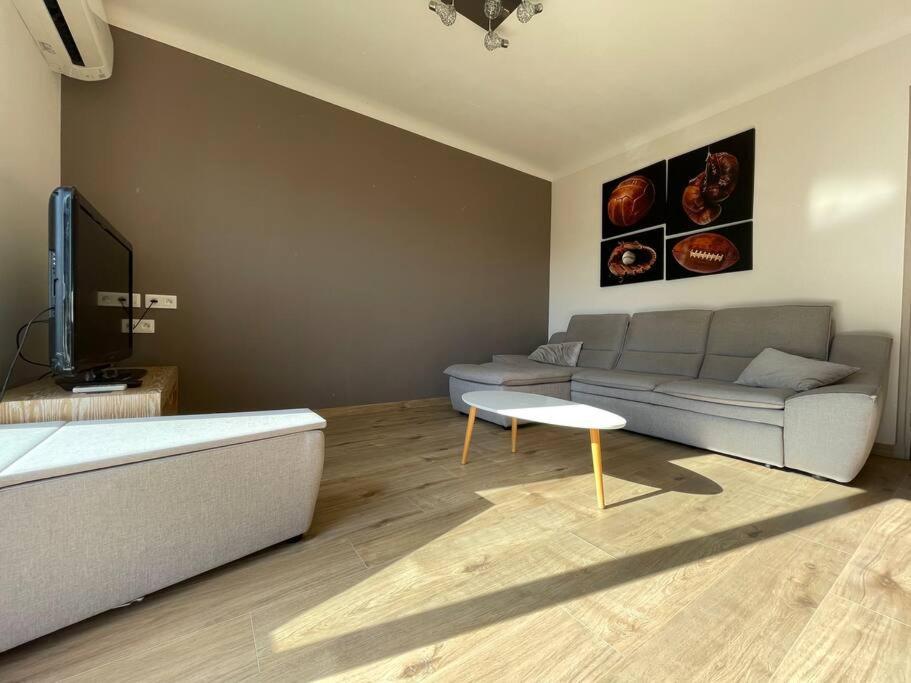 Appartement 2 Chambres +Parking Ναρμπόν Εξωτερικό φωτογραφία