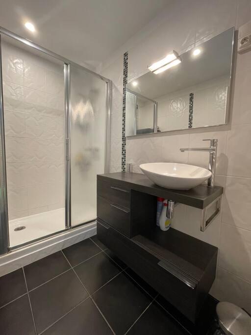 Appartement 2 Chambres +Parking Ναρμπόν Εξωτερικό φωτογραφία